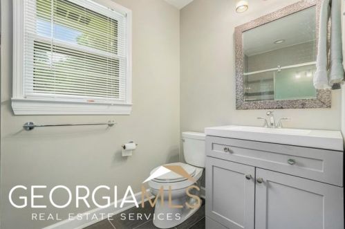3305 Flowers Dr, Atlanta GA  30337-1001 exterior