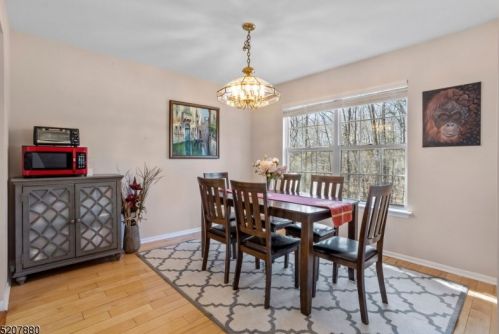 22 Grant Way, Princeton NJ  08540-1600 exterior