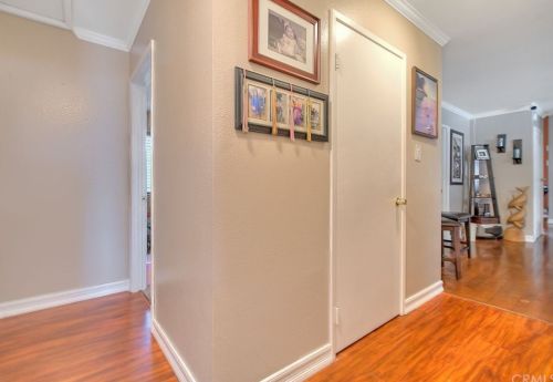 2742 Gleason Ct, Riverside CA  92506-4325 exterior