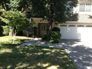 2333 Dawson Cove Ln, Clovis, CA 93611-5992