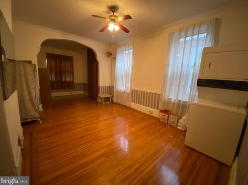 1408 9th St, Philadelphia PA  19147-5704 exterior