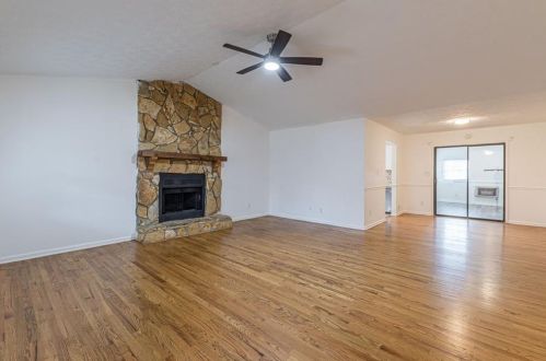127 Farmbrook Trl, Stockbridge GA  30281-1187 exterior