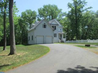 1349 Belgrade Ave, Burlington, NJ 08016-3327