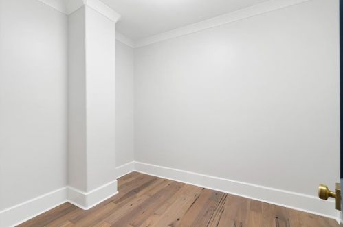 2731 Arden Rd, Atlanta GA  30305-1913 exterior