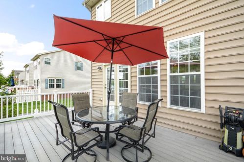 9 Wash House Cir, Middletown MD  21769-7741 exterior