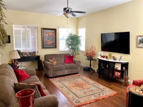 2561 Sea Lion Way, Turlock, CA 95380-8440