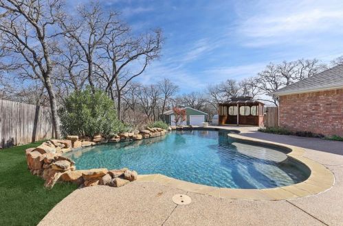 6818 Crane Rd, Fort Worth TX  76182-4308 exterior