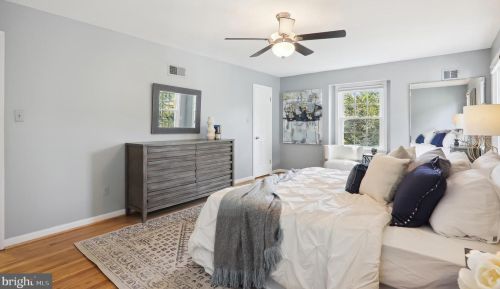 1221 Pinecrest Cir, Silver Spring MD 20910-1626 exterior