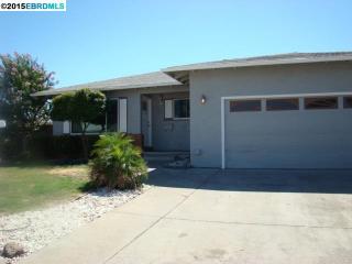 1125 Mission Dr, Antioch, CA 94509-4653