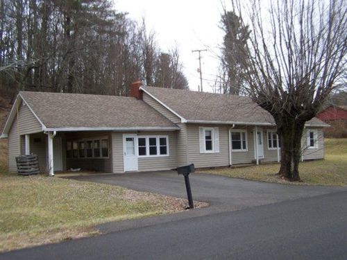 5216 Peaks Mountain Rd, Meadowcreek, VA 24333-3367