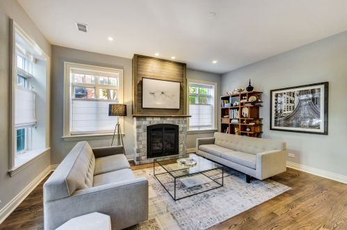 2683 Burling St, Chicago, IL 60614-1513