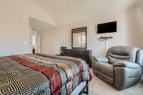 2144 Scranton Way, Denver CO  80014-5318 exterior