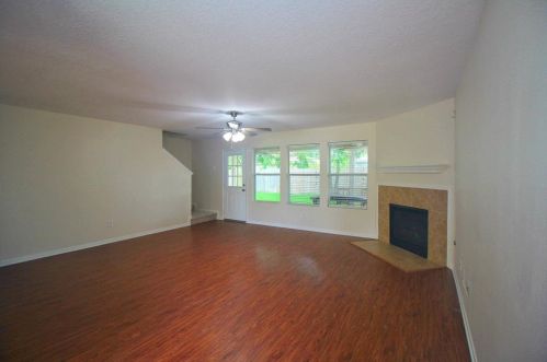 16928 Scenic Knl, Conroe TX  77385-2762 exterior