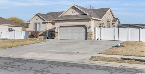 2576 2580, Clearfield, UT 84015-8295