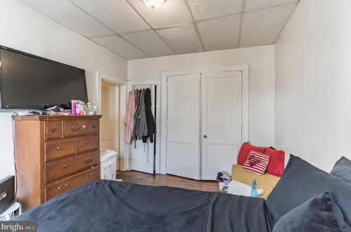 5632 12 St, Philadelphia PA 19141-4102 exterior