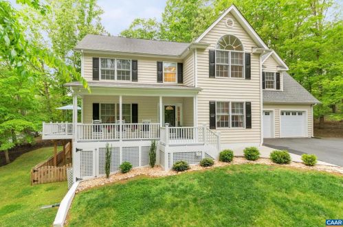 14 Piedmont Ln, Bybee, VA 22963-2129