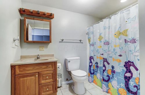1483 Burnett Rd, Springfield OH  45505-3411 exterior