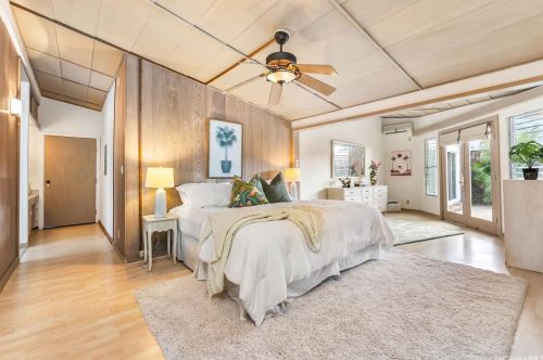 321 Halemaumau Pl, Honolulu HI  96821-2107 exterior