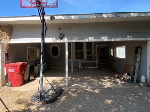 401 Gardner St, Whitewright TX 75491-2309 exterior