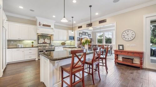 1862 Bradley St, Riverside CA 92504-5435 exterior