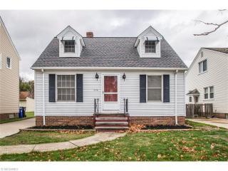 3178 139th St, Cleveland, OH 44111-1544