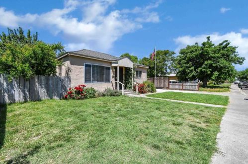 345 Oregon St, Gridley, CA 95948-2846