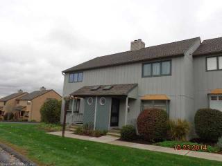 238 Skyview Dr, Cromwell, CT 06416-1846