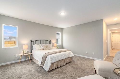 971 Kittredge Ct, Denver CO 80011 exterior