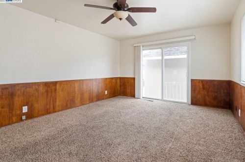 1994 Evergreen Ave, San Leandro CA 94577-6202 exterior