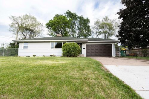6214 Lilac Dr, Minneapolis MN  55430-2248 exterior