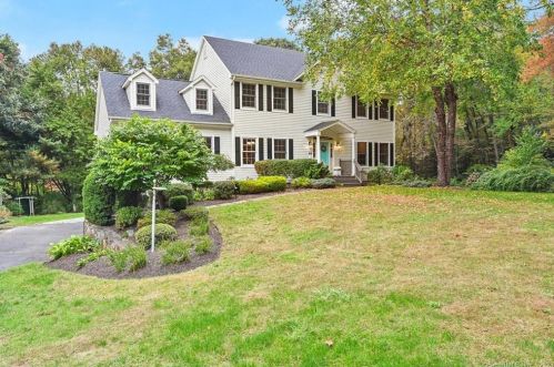 63 Turkey Roost Rd, Upper Stepney CT  06468-3127 exterior