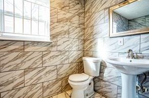 2857 Forrest Hl Dr, Atlanta GA  30315-9024 exterior
