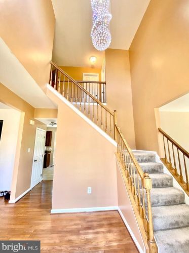 3704 Thomasson Crossing Dr, Triangle VA  22172-2023 exterior