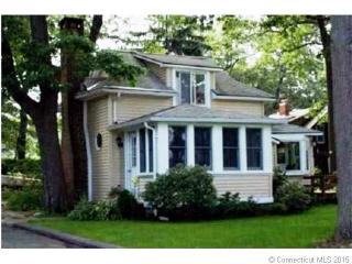 24 Town Rd, Niantic, CT 06357-2718