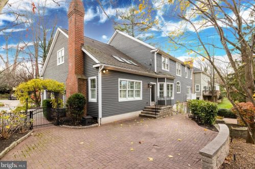 3 Kings Ln, Tavistock NJ 08033-1230 exterior