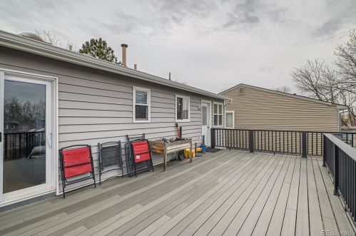 19003 Mansfield Dr, Aurora CO 80013-3657 exterior