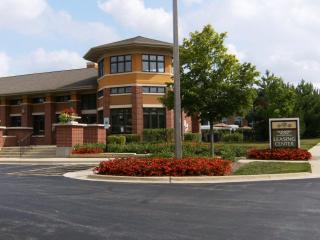 7501 Gladstone Dr, Naperville IL  60565-2441 exterior