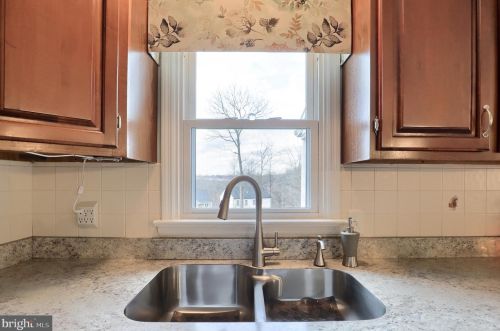 15 Rosewood Dr, Lancaster PA  17603-9329 exterior