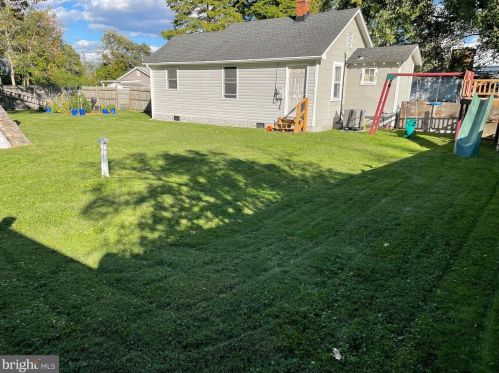 4828 Woods Wharf Rd, Shady Side MD  20764-9731 exterior