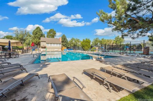 8107 Phillips Cir, Englewood CO 80112-3254 exterior