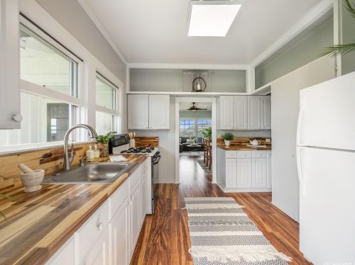 1341 Highview Pl, Honolulu HI  96816-3273 exterior