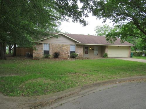 1203 Alpine St, Greenville, TX 75401-2259