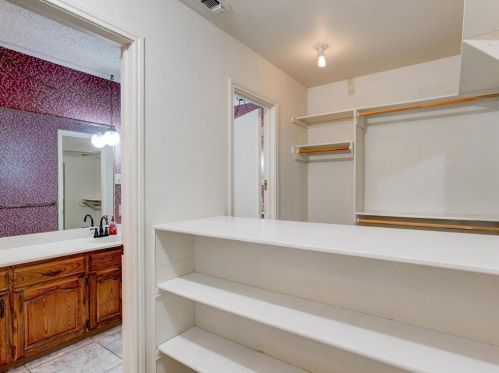 410 Granada Calle Ct, Granbury TX 76049-1476 exterior