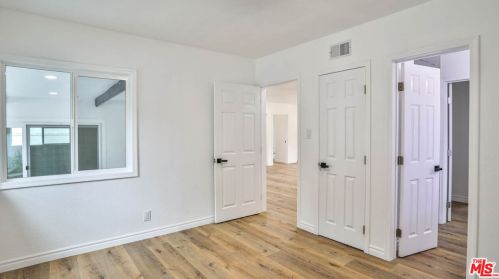 13606 Lemoli Ave, Hawthorne CA  90250-7722 exterior