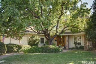 4746 Lake Dr, Carmichael, CA 95608-3157
