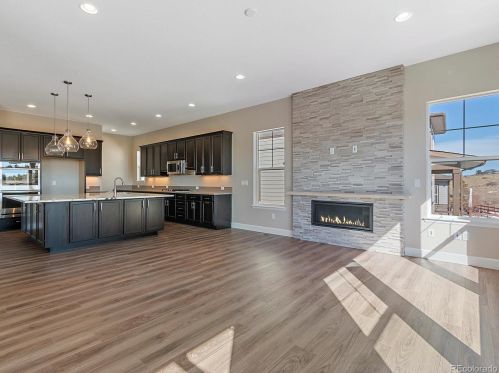 7916 Jamestown Ct, Denver CO exterior