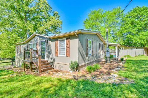 248 Banyon Creek Dr, Talmo, GA 30575-1402