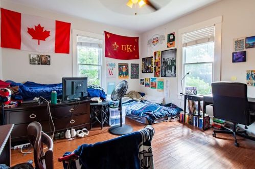 207 39th St, Austin TX  78751-5030 exterior