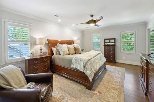 6930 Hunters Knl, Atlanta GA  30328-1763 exterior
