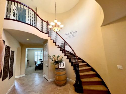 479 John Kamps Way, Ripon, CA 95366-9340